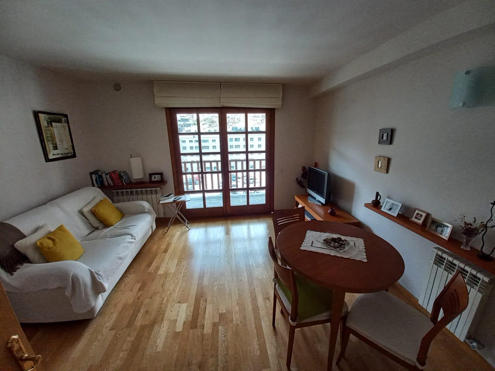 Piso de alquiler en Canillo, 1 habitación, 50 metros