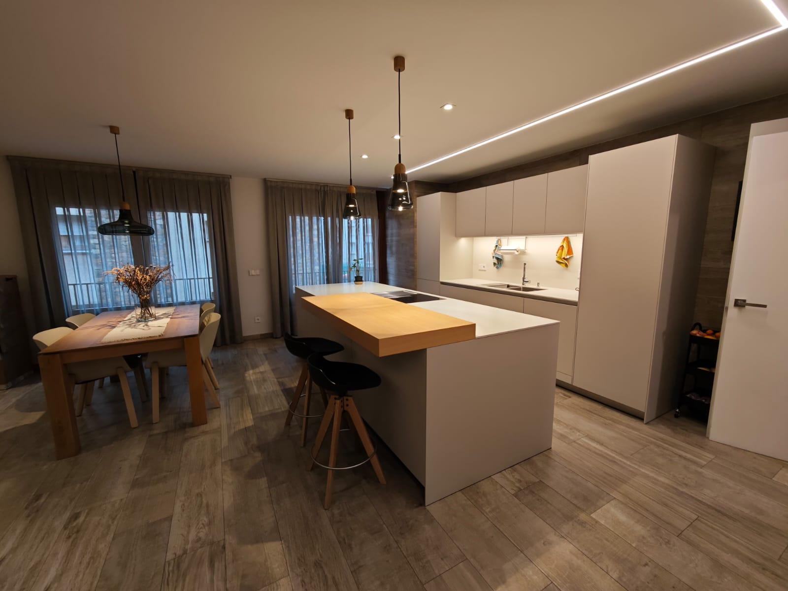 Piso en venta en Andorra la Vella, 3 habitaciones, 124 metros