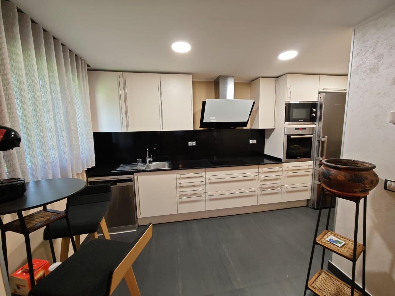 Piso en venta en Ordino, 2 habitaciones, 110 metros